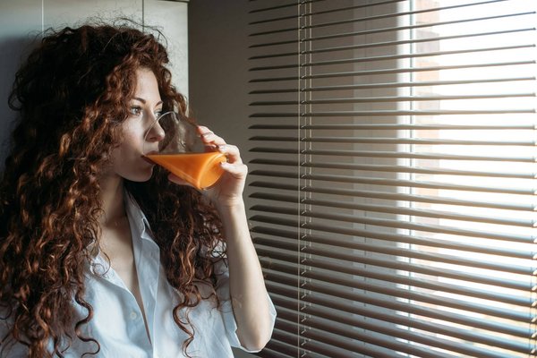 Concevez votre espace avec style : store intérieur optimal